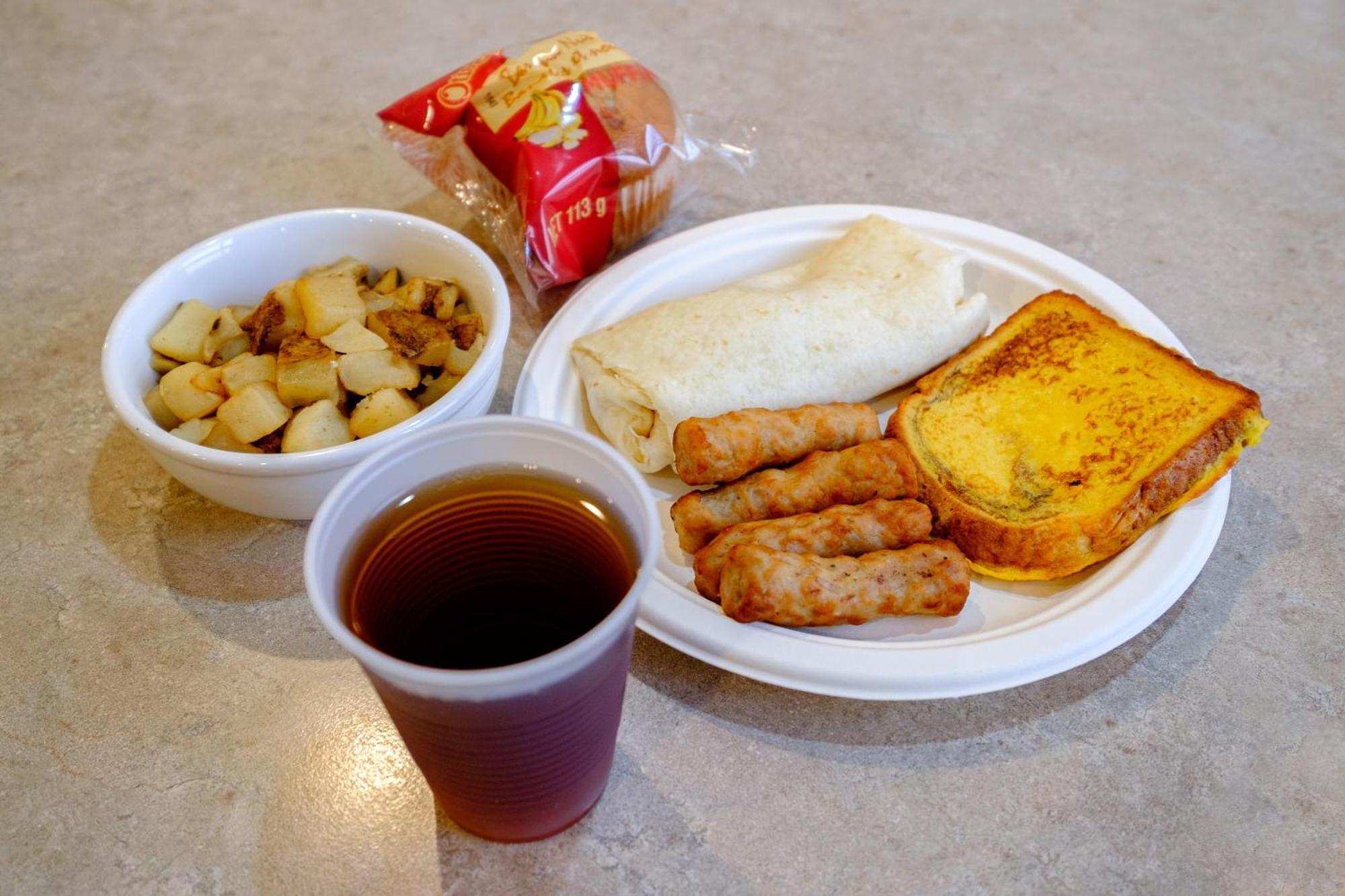 Perfect Inns & Suites Weyburn Экстерьер фото